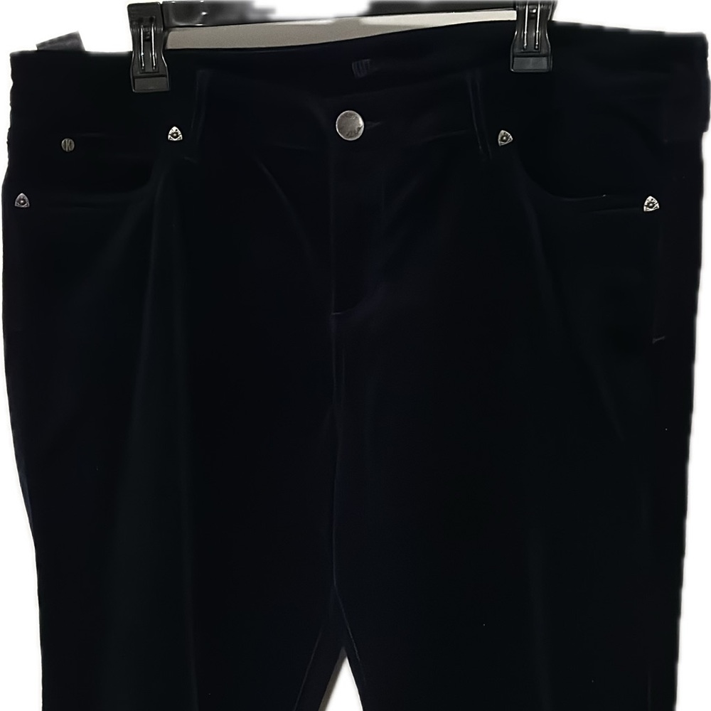 Kut from the Kloth Women's Corduroy Navy Boyfriend Pants. NWOT